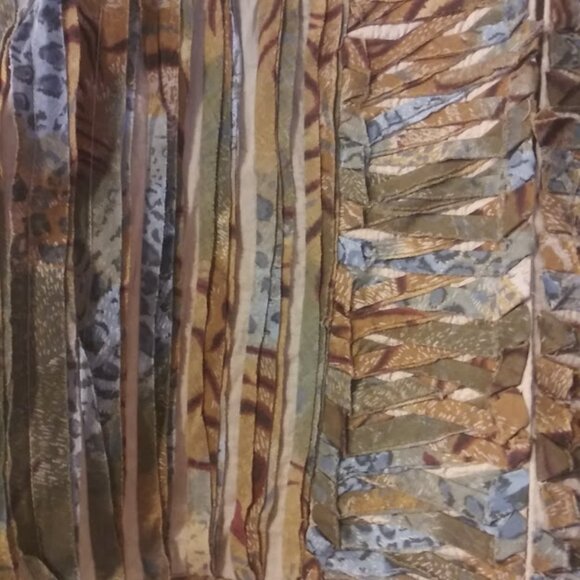 Chico's women's size 2 (L) multicolored short sleeve cardigan - Picture 4 of 13